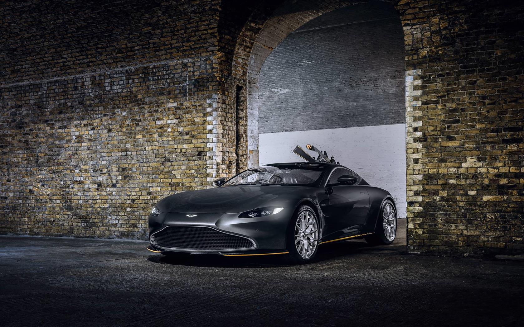 2020 Aston Martin DBS Superleggera 007 Edition